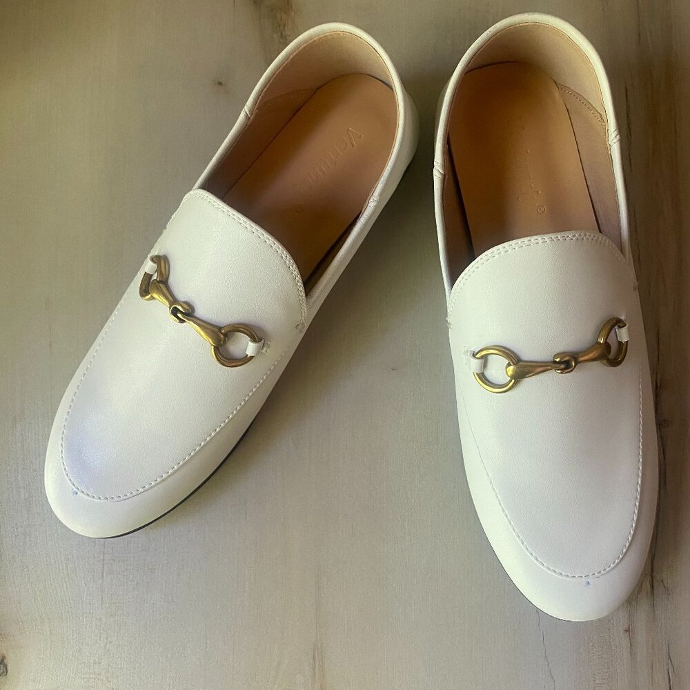 Vertundy White Slip on horsebit faux leather loafers 6.5
